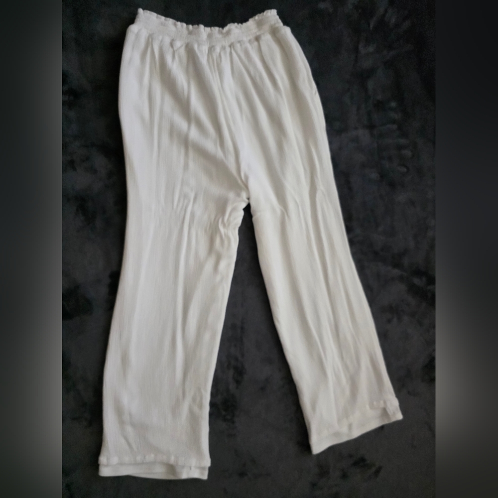 Kids Chelsea & Violet White Bottoms Linen, Flowy, Size 16